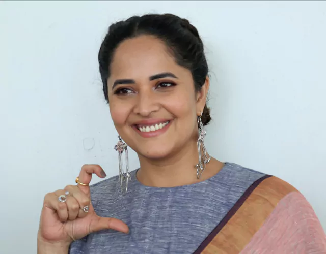 Actress Anasuya Photos